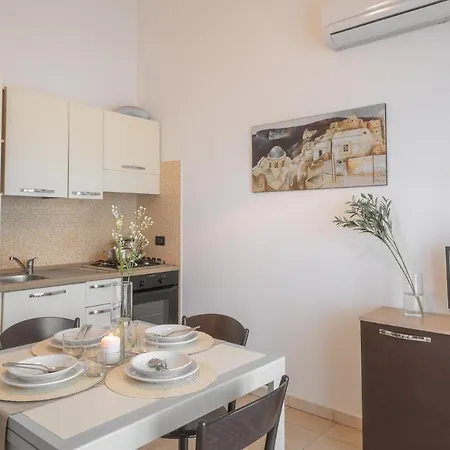 Apartment Stylish Le Fontane No2942 *