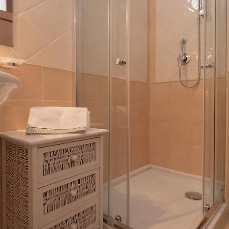 Stylish Le Fontane No2942 Apartment *